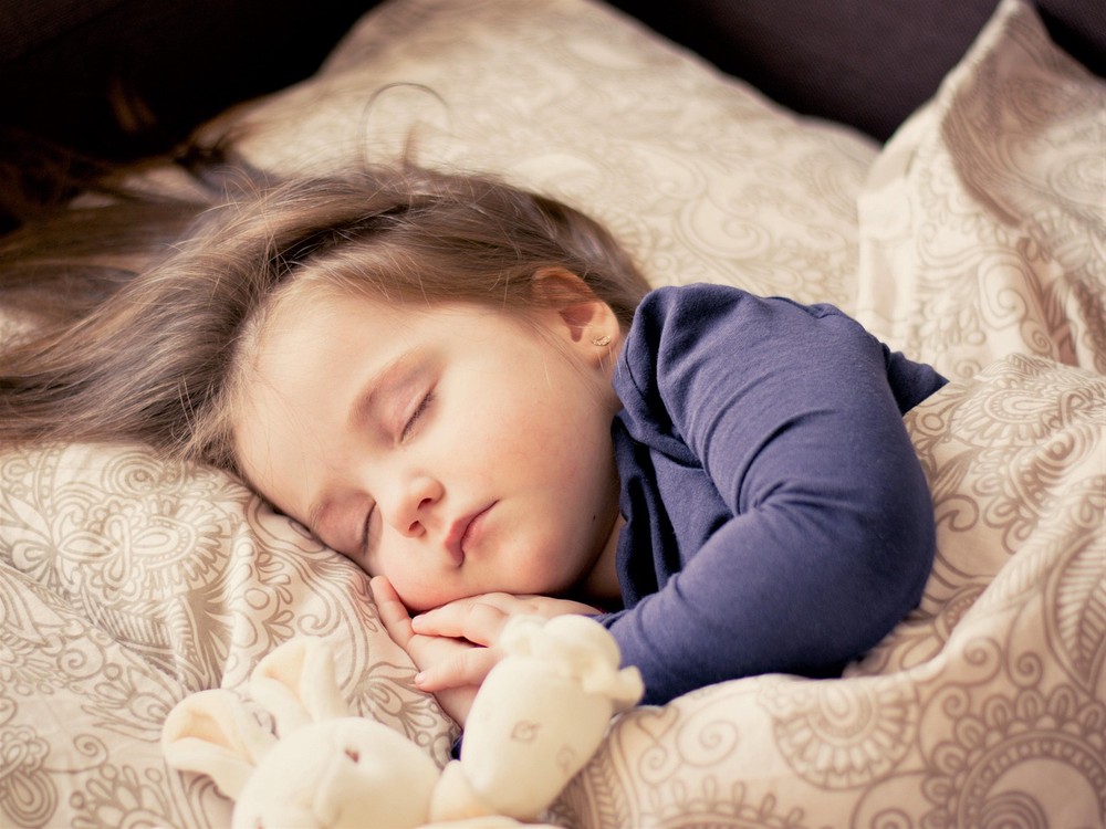 2 drinks to avoid when you're already sleep deprived