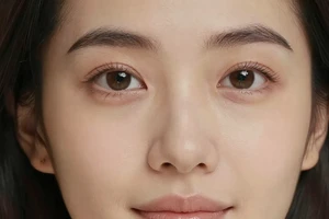 3 Early Warning Signs of Fine Lines and What They Mean for Your Skin