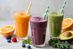 3 Nutrient-Rich Smoothie Recipes to Help Combat Fine Lines