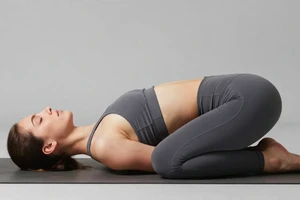 2 subtle signs your yoga practice is helping (or hurting) your back