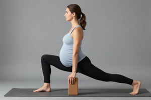 The routine mistake in prenatal yoga that can strain the pelvic floor