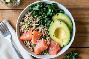 5 Nutrient-Dense Lunch Ideas to Combat Mental Fatigue