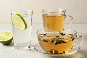 Beyond Water: 3 Hydrating Drinks That Won't Spike Your Glucose