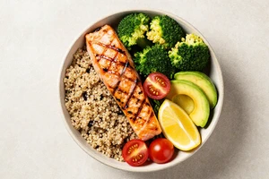 What to eat for a heart-healthy lunch: A dietitian's practical guide