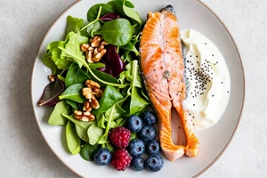 5 Foods to Eat Daily for Better Mood and Stress Resilience