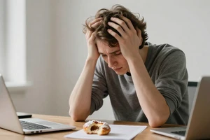 Is It a Sugar Crash? 4 Subtle Signs of Reactive Hypoglycemia