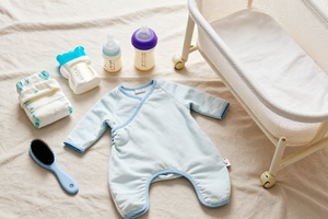 5 essential items for your newborn's home care kit