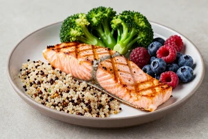 The Hashimoto's Diet: 5 Foods to Eat and 3 to Limit for Better Management