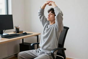 The daily habit that quietly limits your flexibility gains in yoga