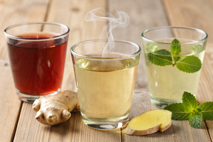 3 anti-inflammatory drinks for reproductive health, backed by dietitians