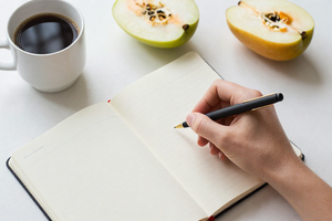 How to Use a Food Journal: A Practical Guide to Spotting Calorie Leaks