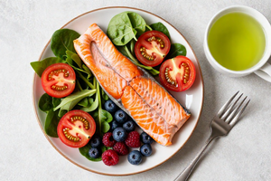 5 Foods to Eat for Fewer Sun Spots and Brighter Skin