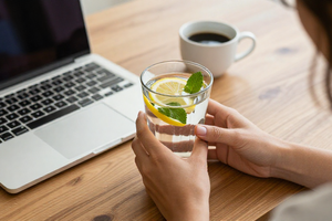 What Work-Life Balance Experts Recommend for Replacing Caffeine with Water Rituals