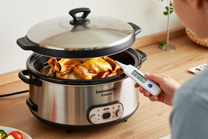2 Warning Signs Your Slow Cooker Chicken Isn't Safe for Kids