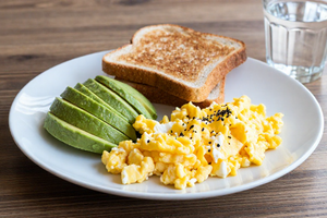 The Daily Breakfast Habit That Disrupts Your Hydration Levels