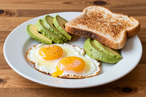 The breakfast mistake that can worsen low self-esteem, according to dietitians