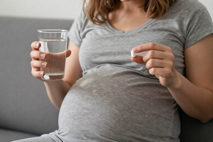 Expert-Backed Advice on Managing Nausea from Prenatal Vitamins