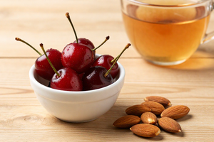The Bedtime Snack That Can Help Lower Cortisol and Support Sleep