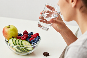 What Dietitians Say About Hydration and Sugar Cravings: 3 Expert-Backed Tips