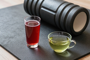 4 Anti-Inflammatory Drinks That May Protect Your Lower Back When You Train Often