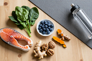 6 foods that fight inflammation and help improve your daily posture