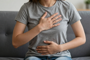 2 Daily Habits That Accidentally Fuel Social Anxiety