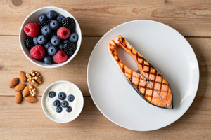 5 foods that support stress recovery and lower daily mental load