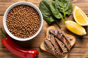 4 iron-rich foods to add when managing heavy menstrual flow