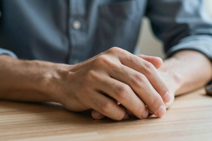 3 subtle body signals that may be early warning signs of a panic attack