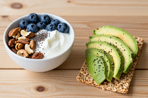 4 dietitian-approved snacks to eat when mental fatigue builds
