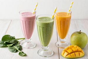 3 Iron-Rich Smoothies to Boost Energy in Your First Trimester