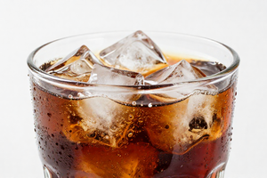 1 drink cardiologists recommend limiting to protect coronary arteries