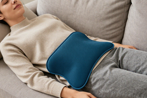 Expert-backed advice on using heat therapy for heavy period pain