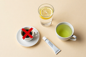 3 drinks to avoid while on retinoids (and what to sip instead for less irritation)