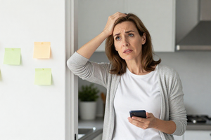 5 subtle signs brain fog is linked to menopause, not aging
