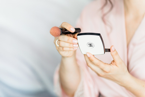 The 2 biggest makeup mistakes that can trigger breakouts (and how to fix them)