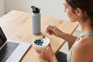 The best post-yoga snack for desk workers, according to a sports dietitian