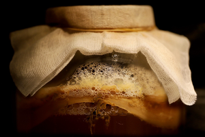 Expert-backed advice: how fermented foods improve microbial balance and mood