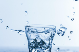 2 drinks to swap for clearer skin, according to dermatologists