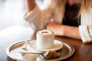 6 common mistakes when managing menopause hot flashes