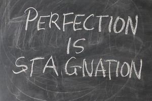 6 warning signs perfectionism is secretly fueling your daily stress