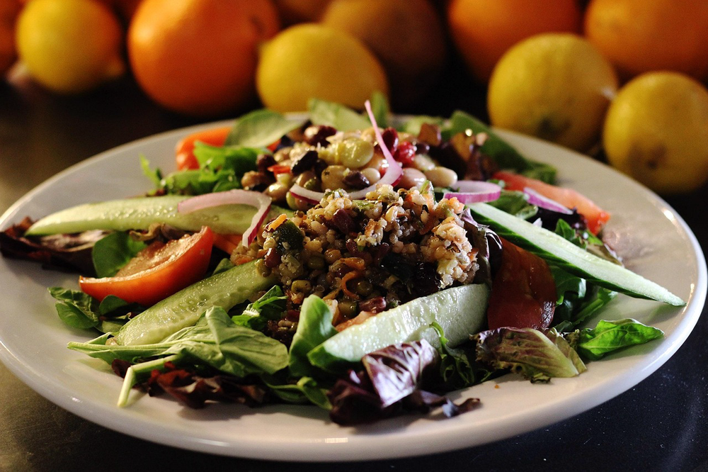 What dietitians say about the best lunch for sustained energy and focus