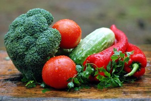 6 Smart Food Swaps to Make When Dining Out, According to Dietitians