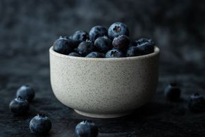 4 daily habits that trigger food intolerance flare-ups (and how to fix them)