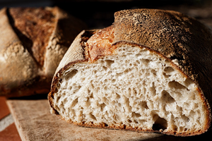 5 foods that may reduce common causes of recurrent yeast infections