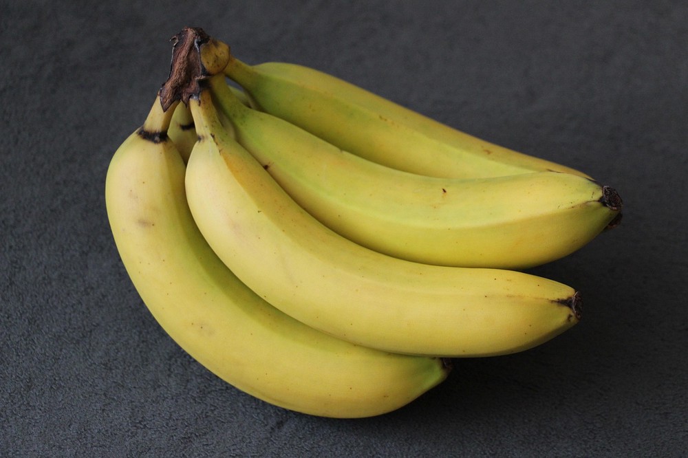 What to eat 30 minutes before a strength workout, according to a dietitian
