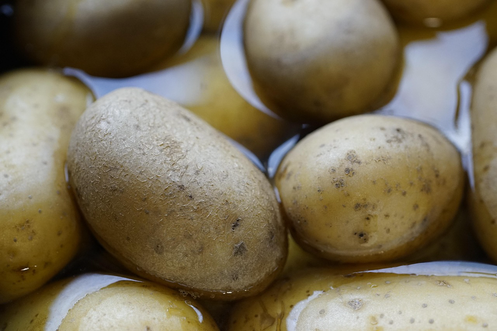 3 potassium-rich foods that support blood pressure and leg health